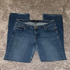 Size 17 Levi’s Too Super Low 524 Jeans
